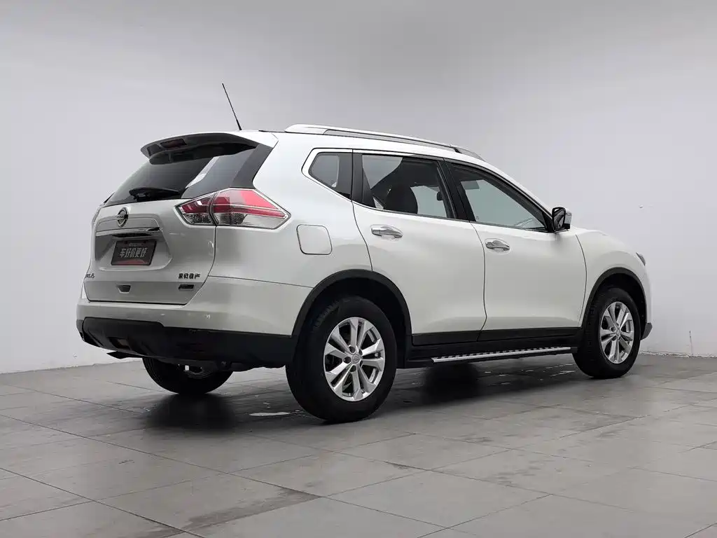 Nissan X-Trail — миниатюра 2