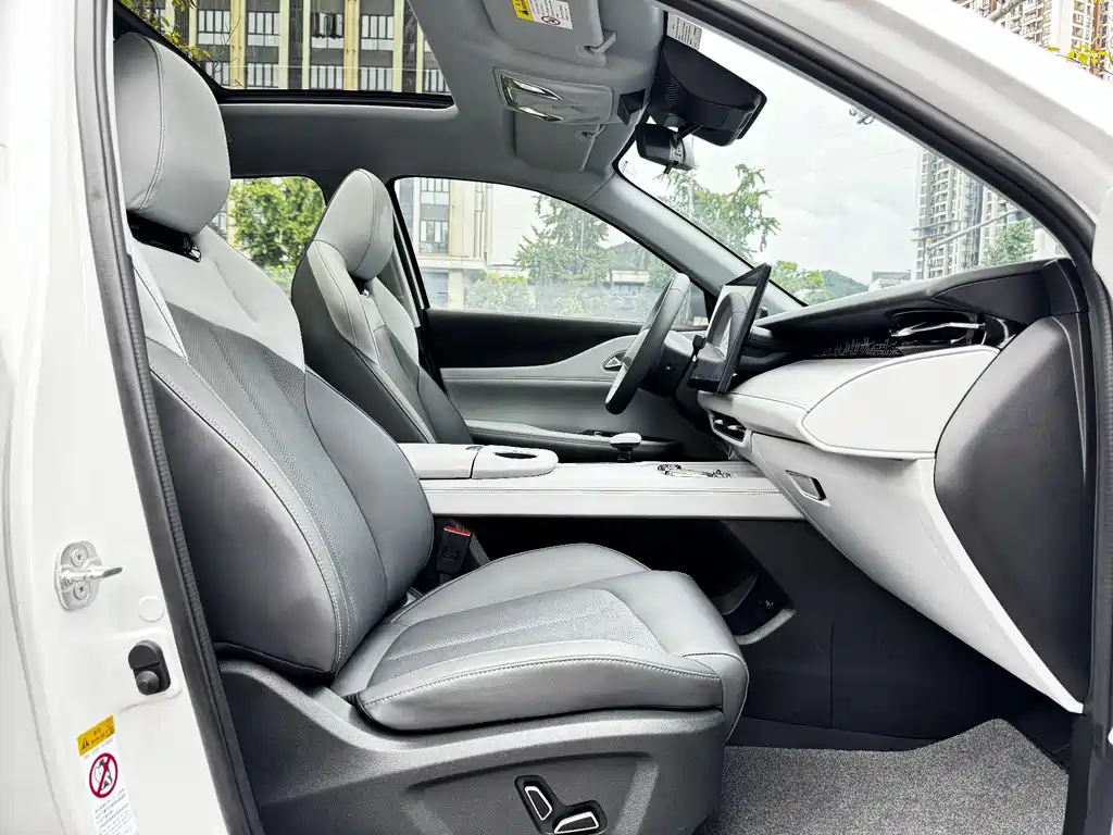 Changan UNI-Z — миниатюра 10