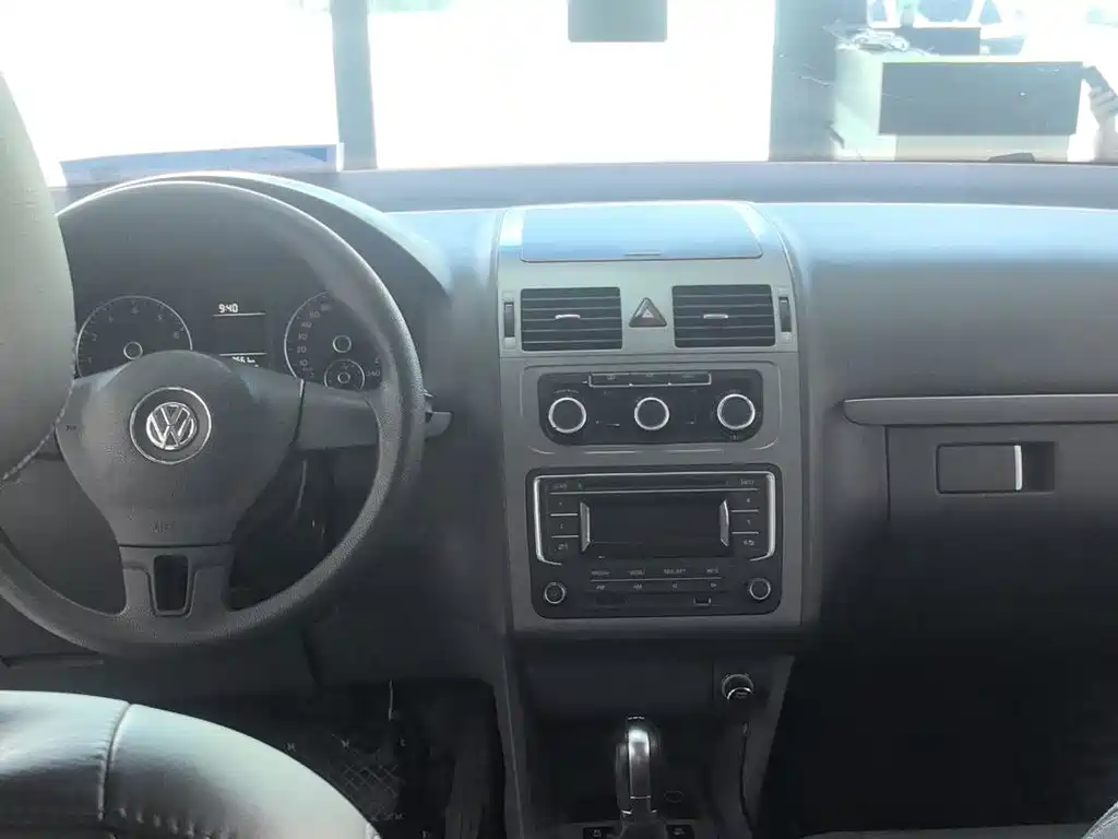 Volkswagen Touran — миниатюра 10