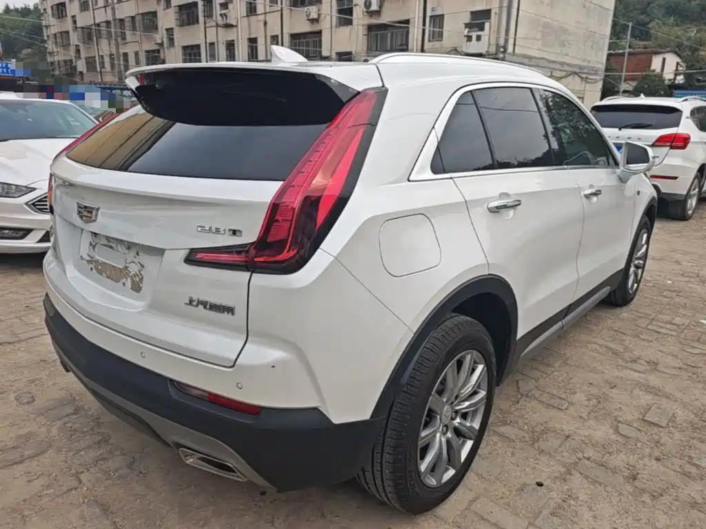Cadillac XT4 — миниатюра 7