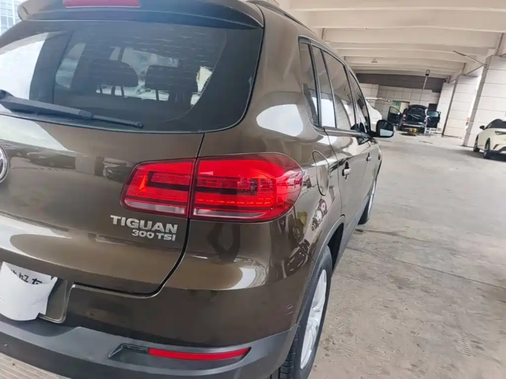 Volkswagen Tiguan — миниатюра 8