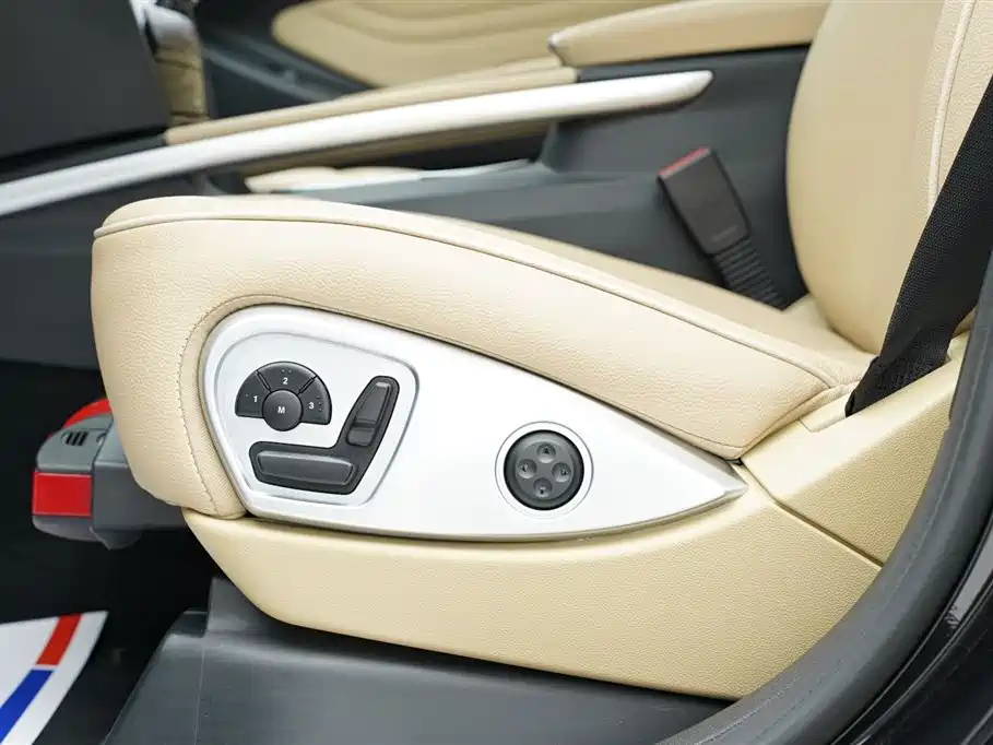 Mercedes-Benz M-Class ML 500 4MATIC Special Edition, фото 8