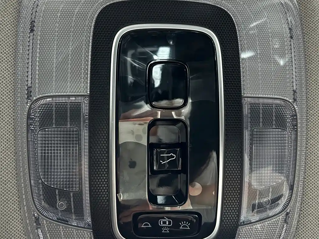 Hyundai Elantra — миниатюра 29