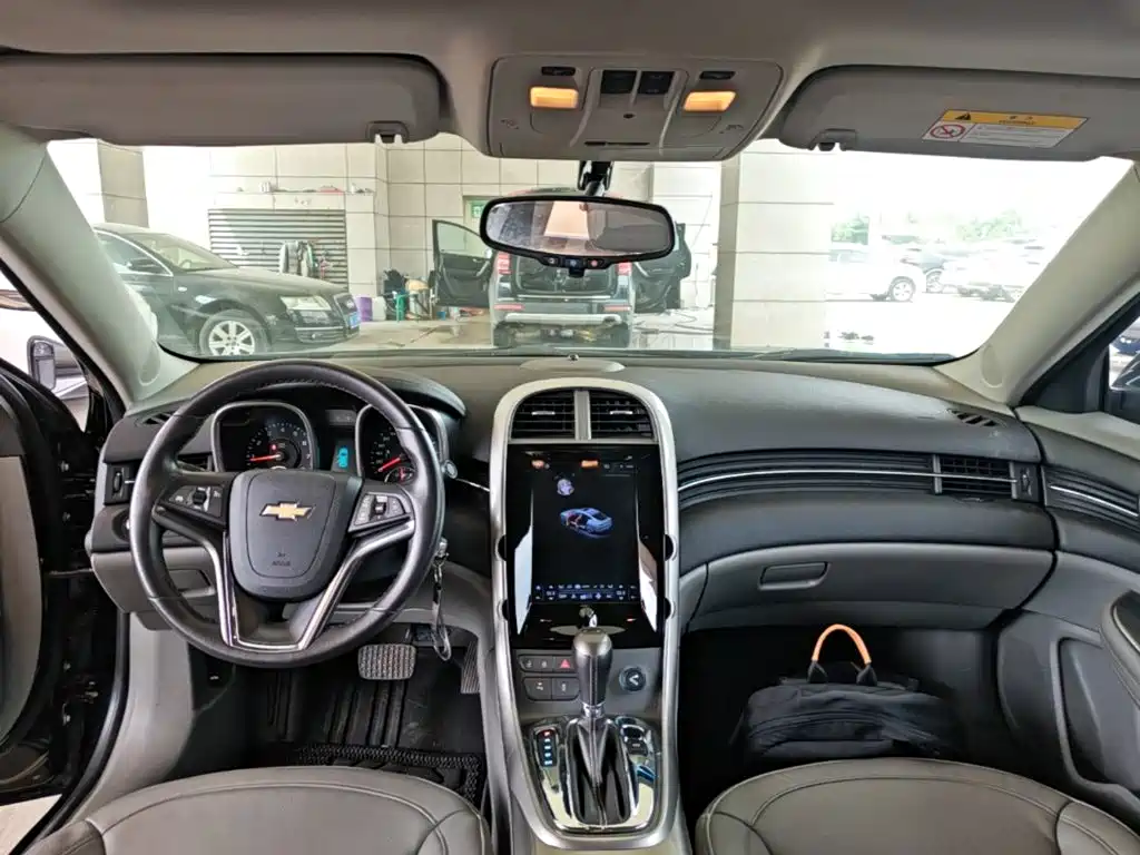 Chevrolet Malibu — миниатюра 10
