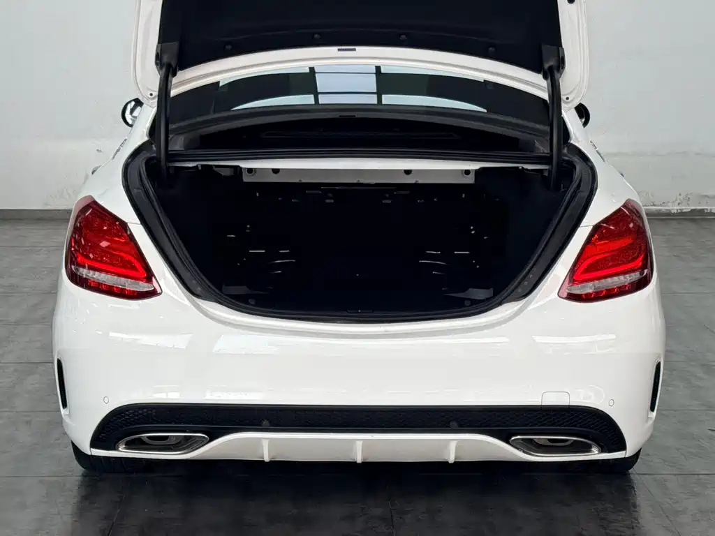 Mercedes-Benz C-Class — миниатюра 19