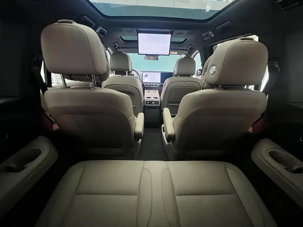 Li Auto Li L8 — миниатюра 5