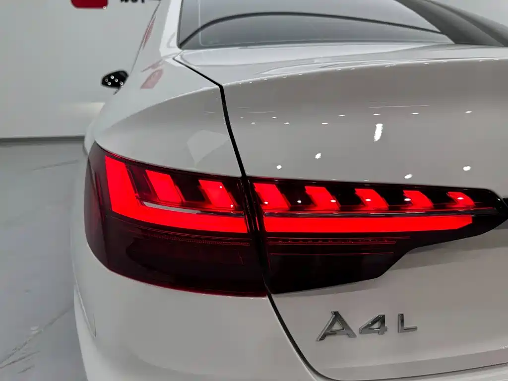 Audi A4L — миниатюра 28