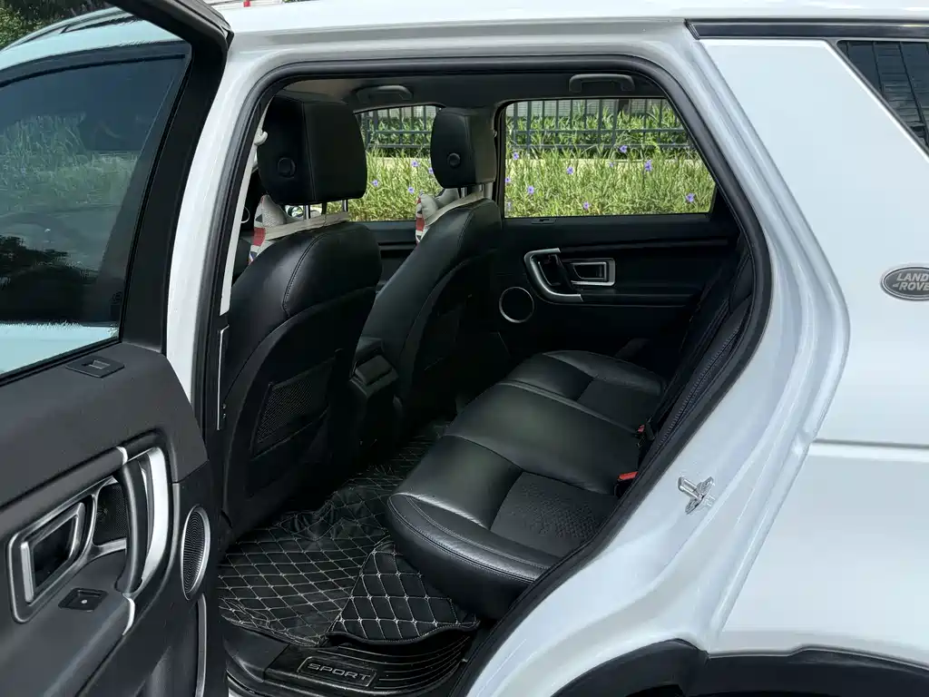 Land Rover Discovery Sport — миниатюра 10
