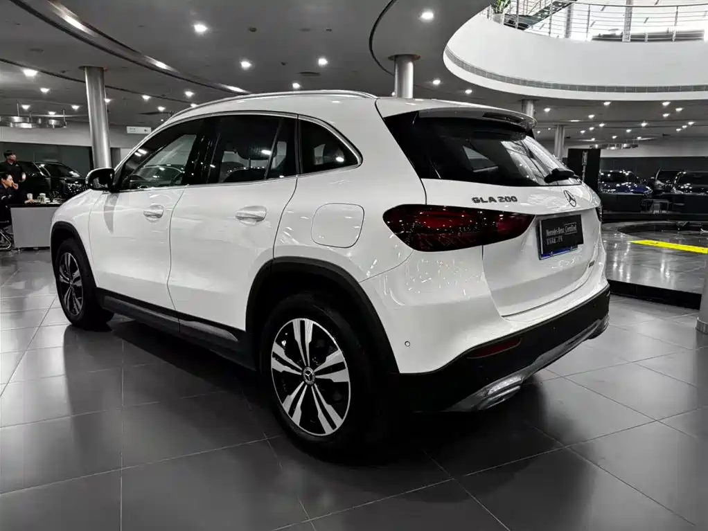 Mercedes-Benz GLA — миниатюра 3