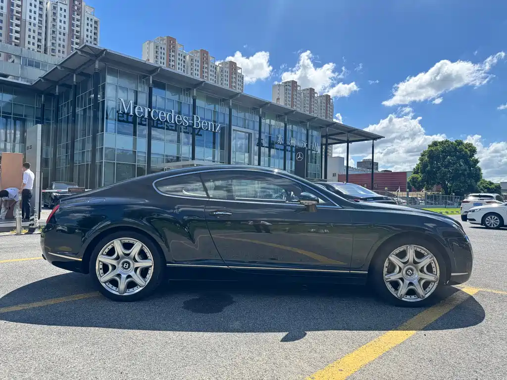 Bentley Continental — миниатюра 5