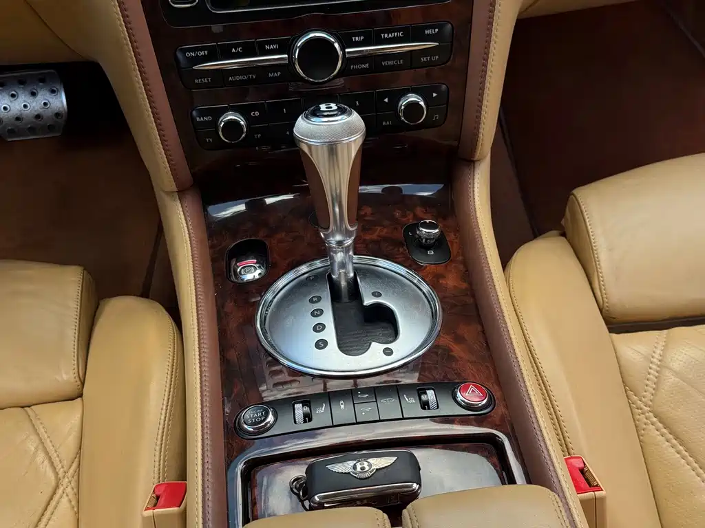 Bentley Continental — миниатюра 20