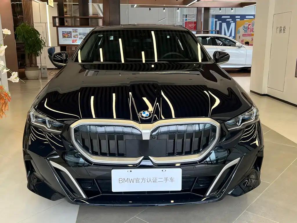 BMW 5 Series 5 2025 530Li Premium M Sport