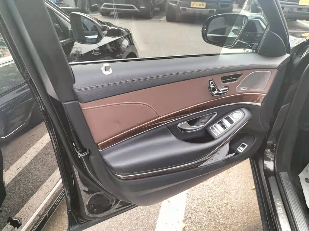 Mercedes-Benz S-Class — миниатюра 15