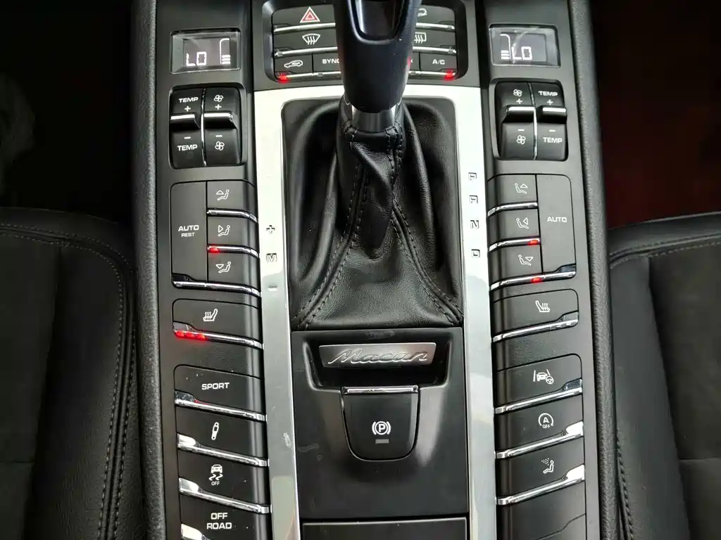 Porsche Macan — миниатюра 16