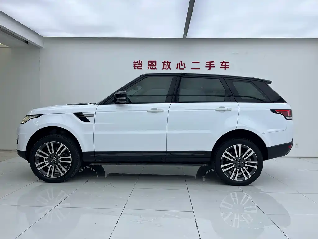 Land Rover Sport — миниатюра 17