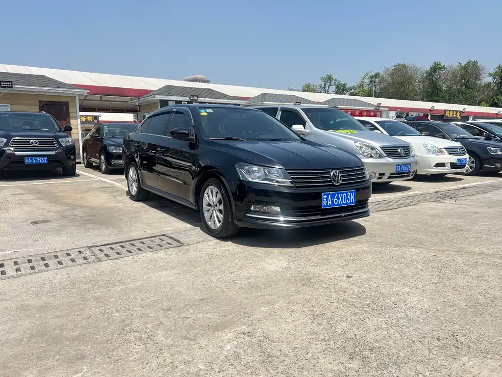 Volkswagen Lavida 2017 1.6L AT