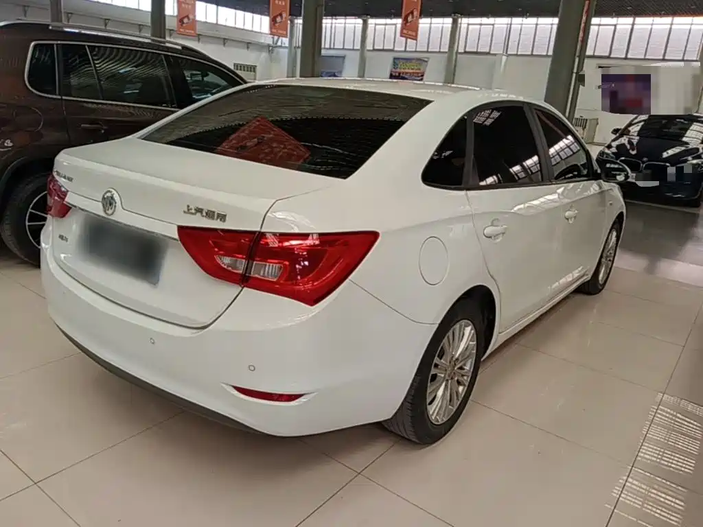 Buick Excelle — миниатюра 7