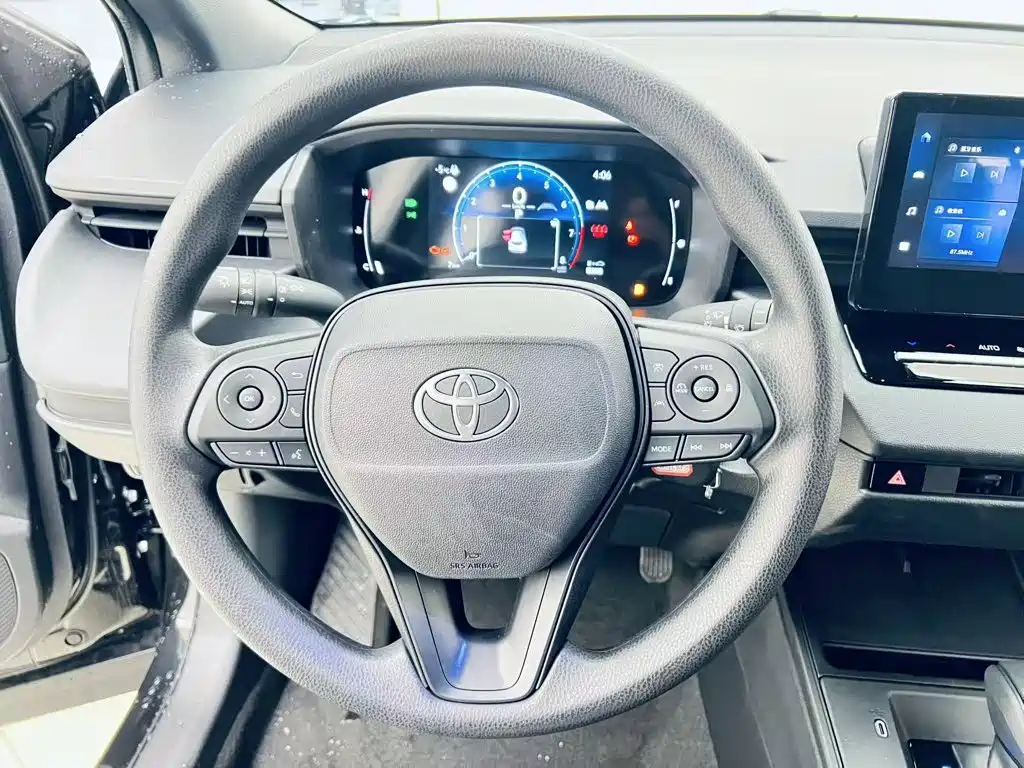 Toyota Corolla Cross — миниатюра 4
