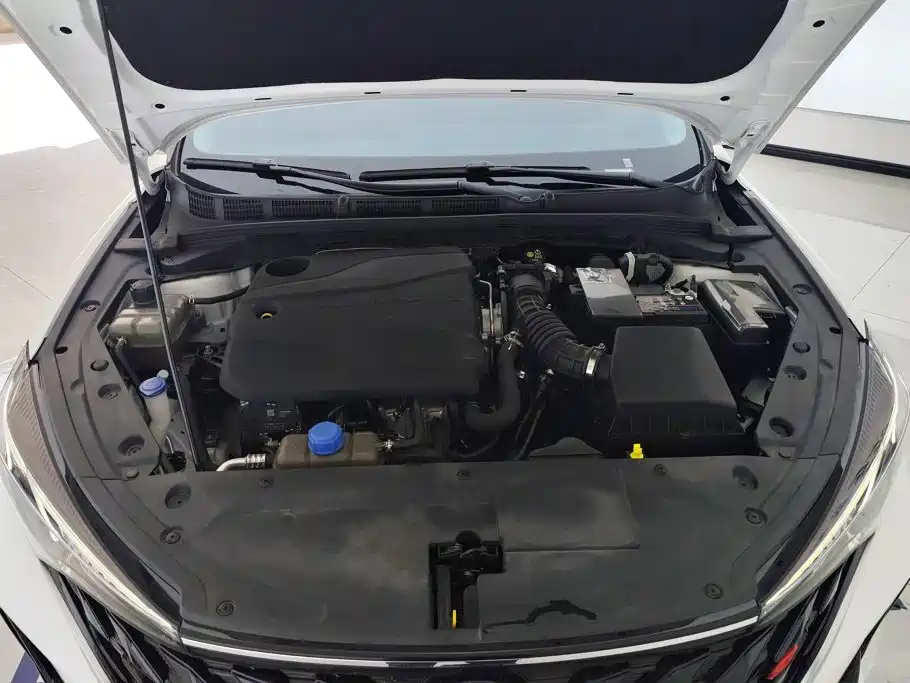 Changan Eado — миниатюра 10