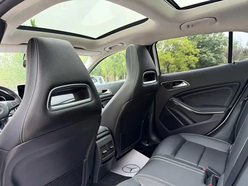 Mercedes-Benz GLA — миниатюра 16