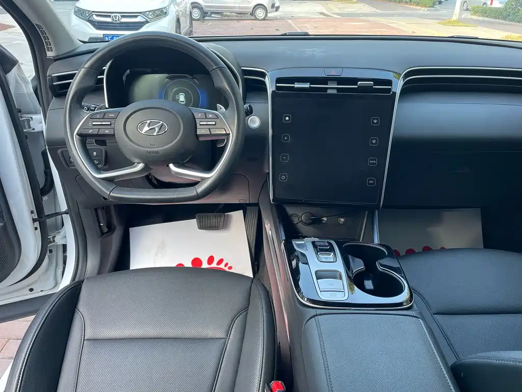 Hyundai Tucson — миниатюра 9
