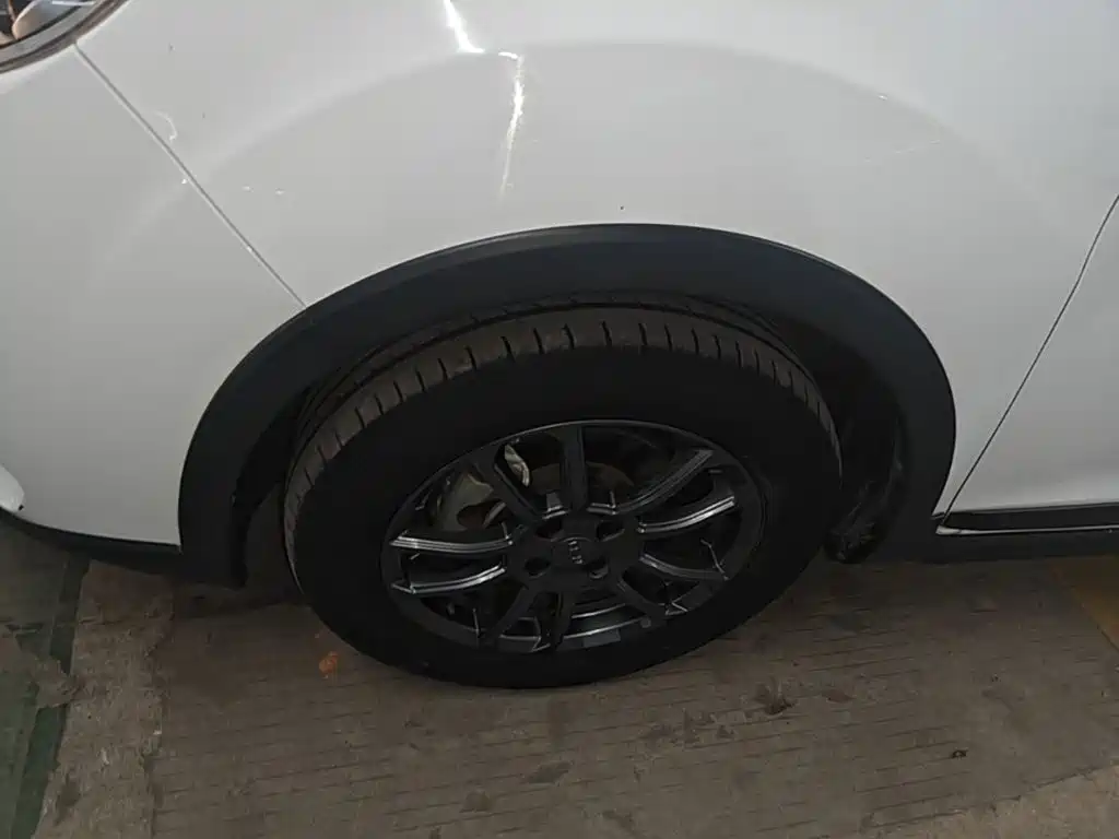 Geely Vision X3 — миниатюра 23
