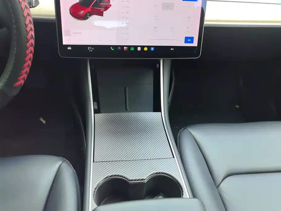 Tesla Model 3 — миниатюра 16