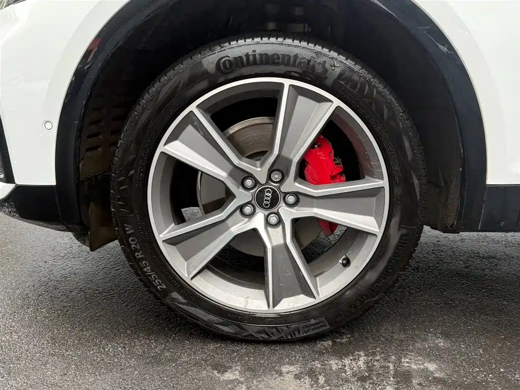 Audi Q5L Sportback — миниатюра 26