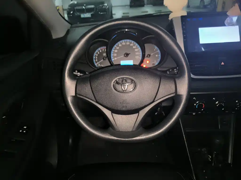 Toyota Vios FS — миниатюра 3