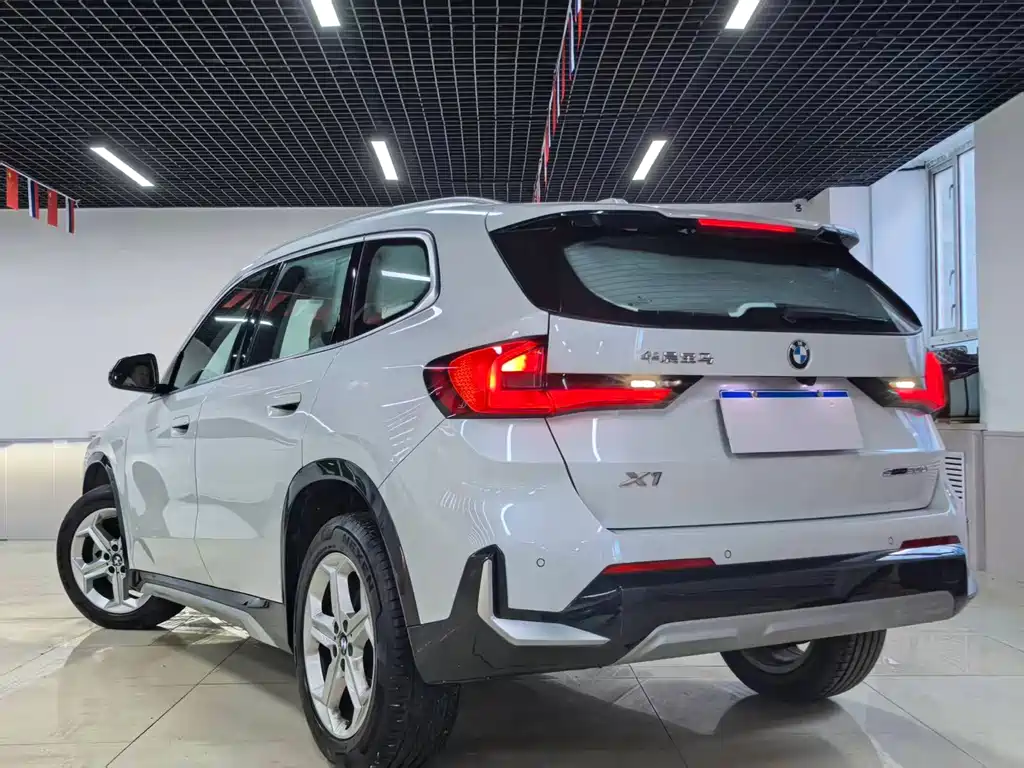 BMW X1 2023 sDrive20Li X