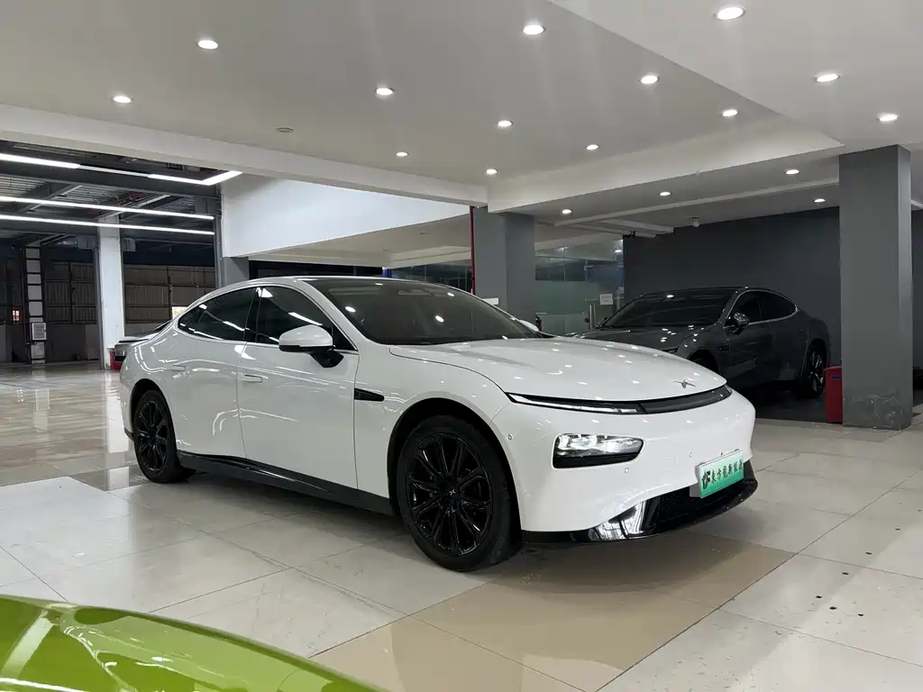 XPeng P7 — миниатюра 3