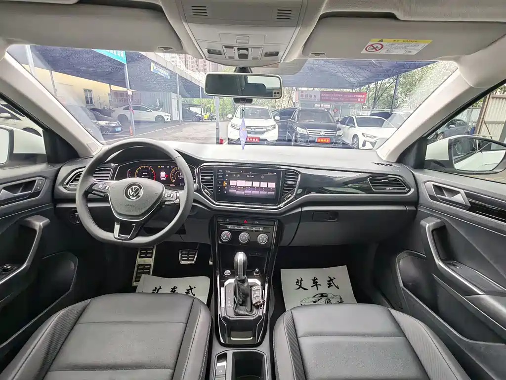 Volkswagen T-Roc — миниатюра 5