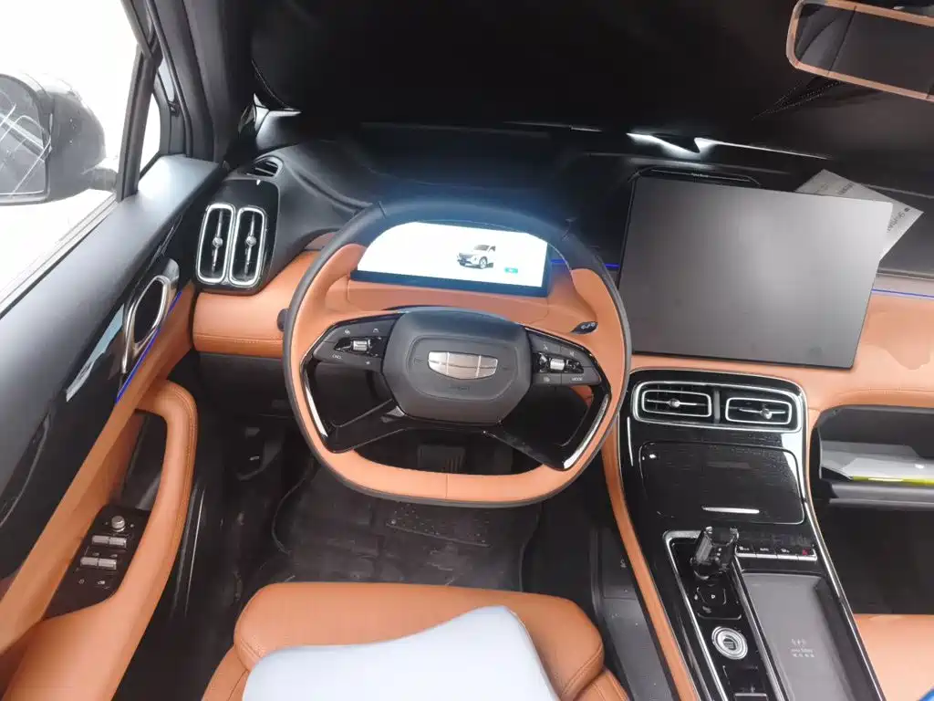 Geely Boyue L — миниатюра 7