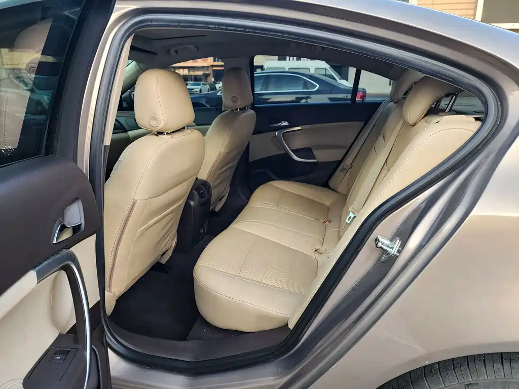Buick Regal — миниатюра 8