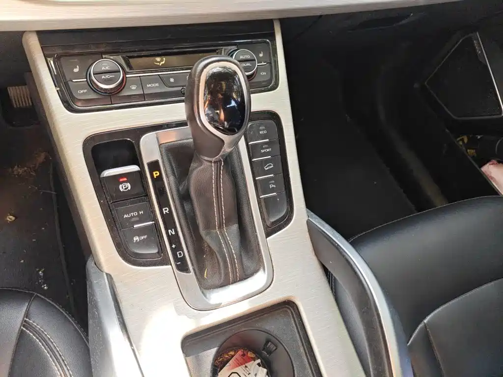 Geely Boyue — миниатюра 10