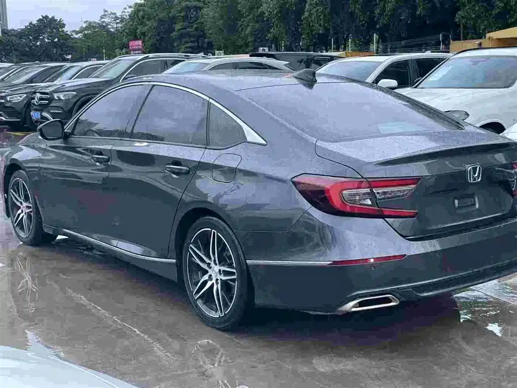 Honda Accord 2022 260TURBO Luxury