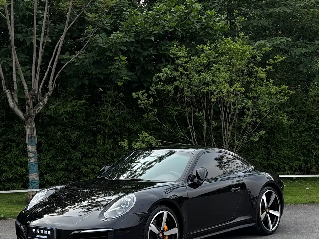 Porsche 911 2019
