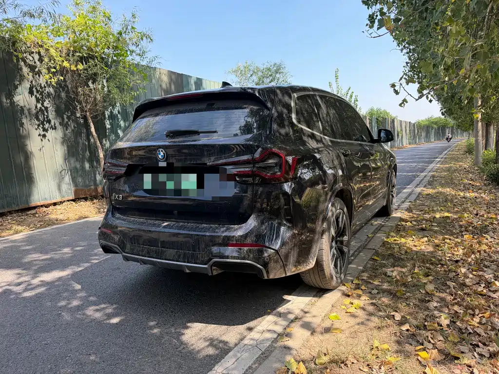 BMW iX3 — миниатюра 4