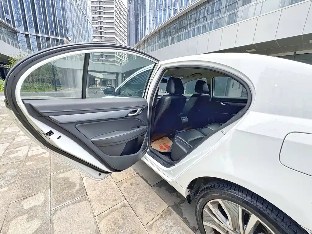 GEELY AUTOMOBILE EMGRAND NEW ENERGY