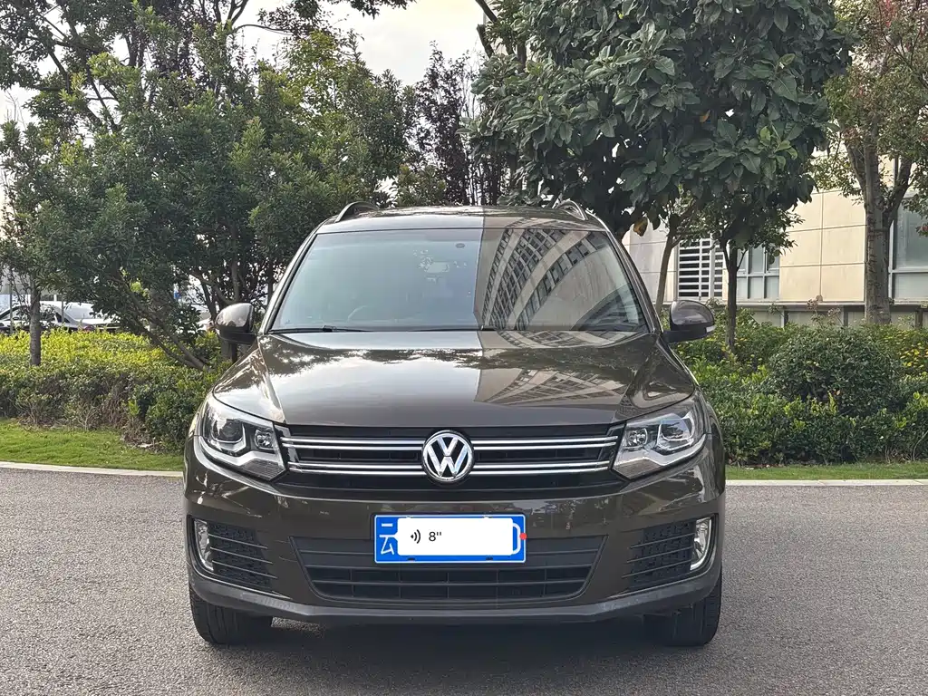 Volkswagen Tiguan — миниатюра 2