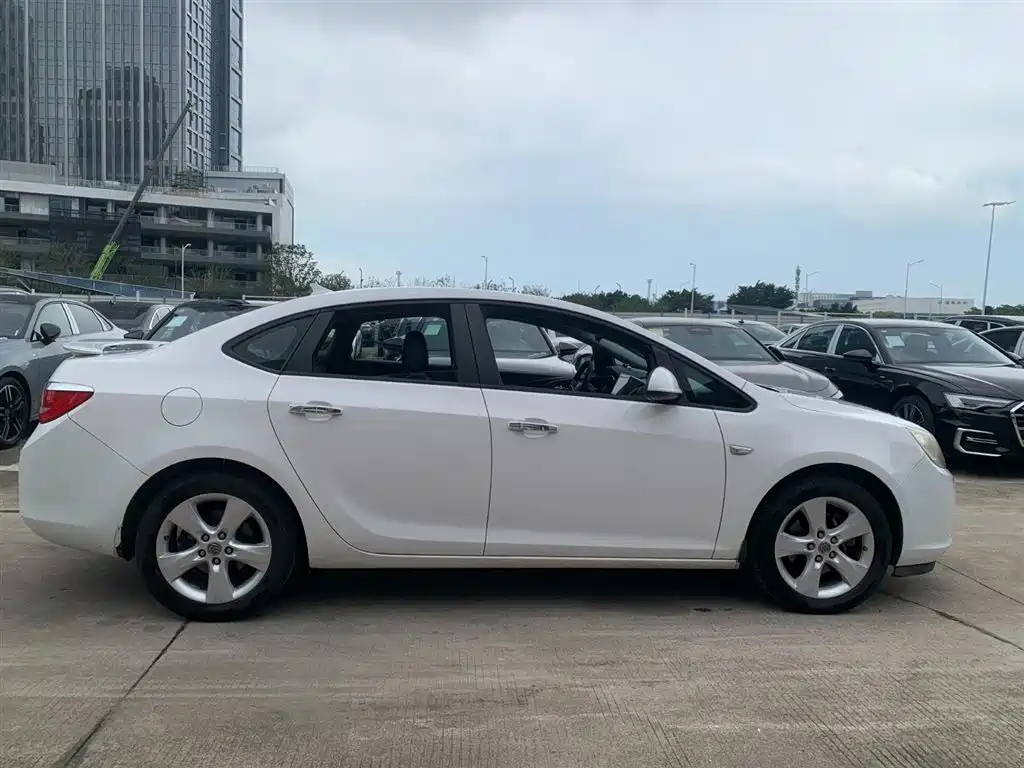 Buick Excelle 2013 GT 1.6T AT Fashion Sport