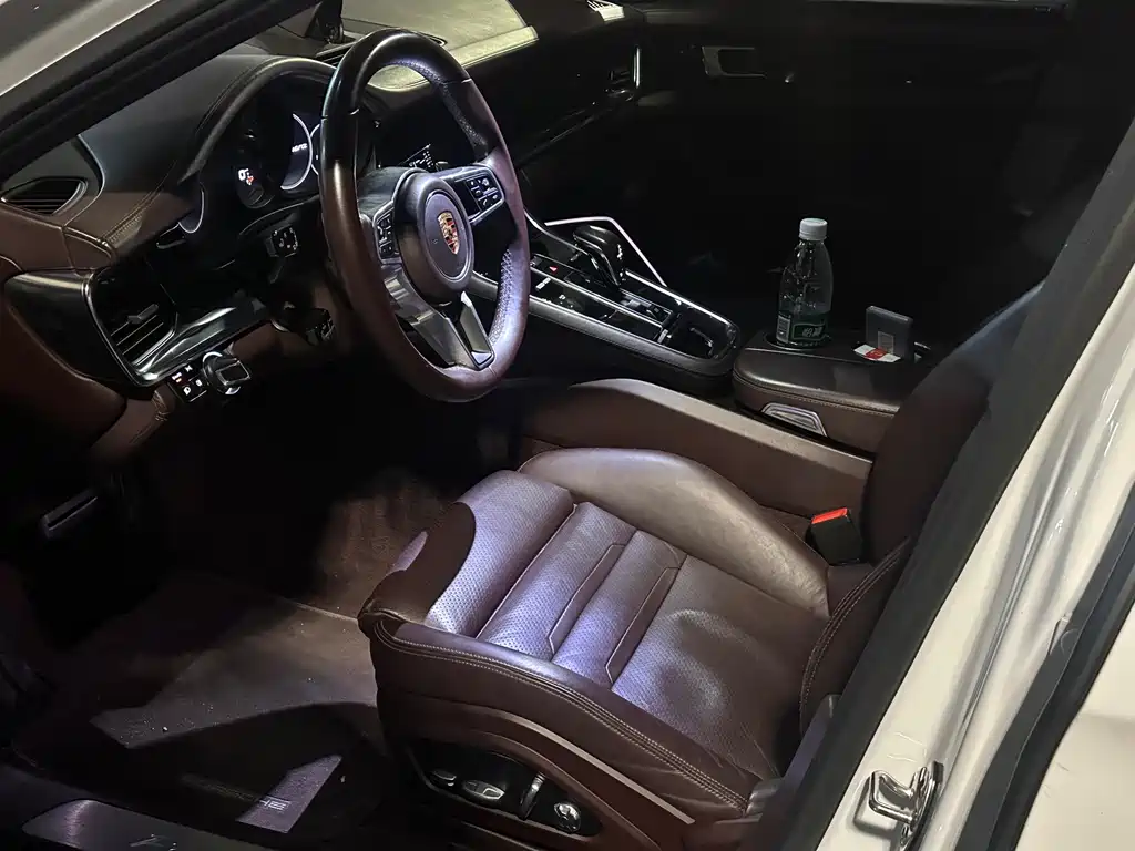 Porsche Panamera — миниатюра 3