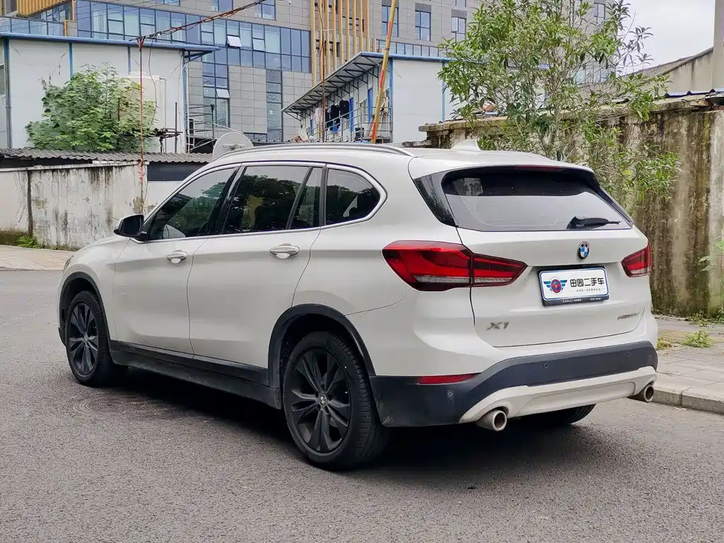 BMW X1 — миниатюра 4