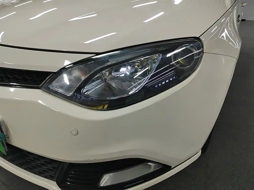 MG MG6 — миниатюра 24