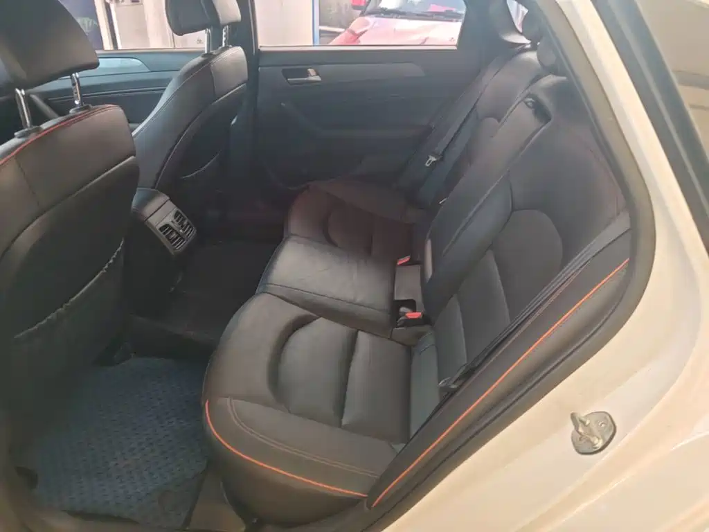 Hyundai Sonata — миниатюра 17