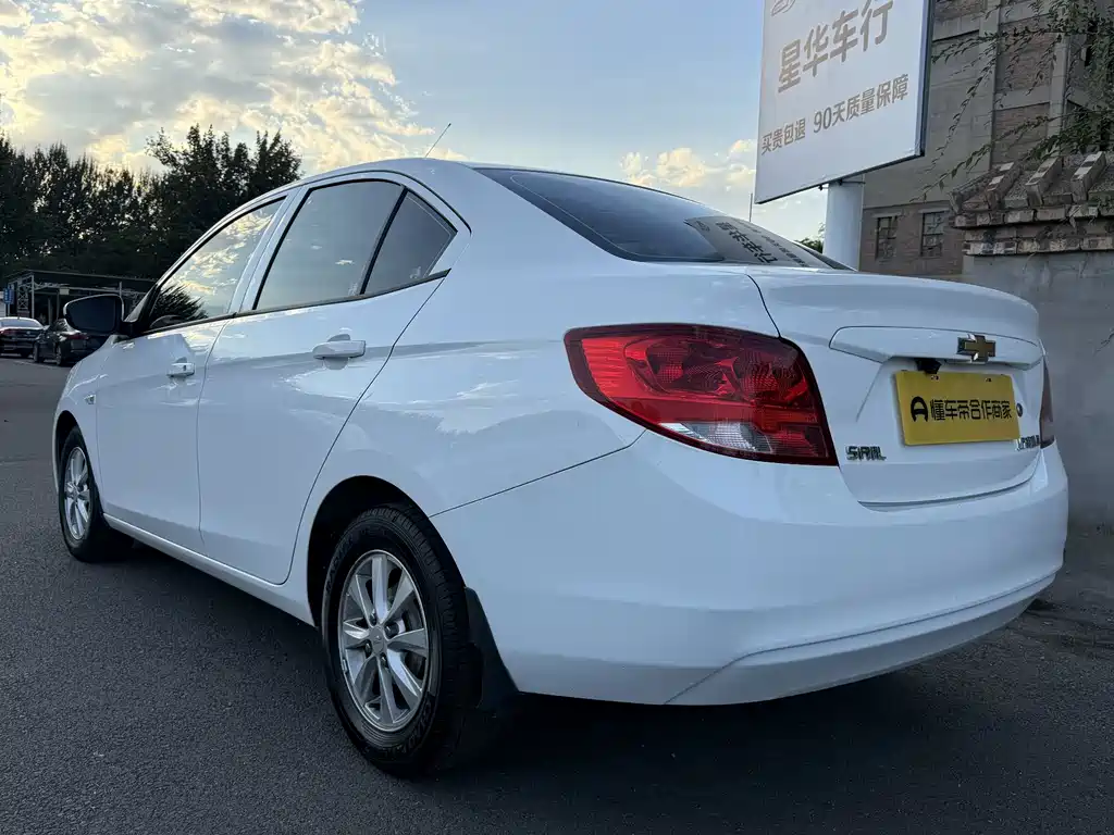 Chevrolet Sail — миниатюра 12