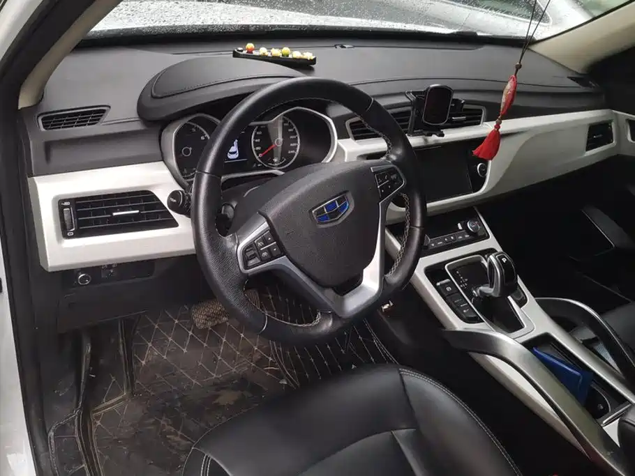 Geely Boyue — миниатюра 12