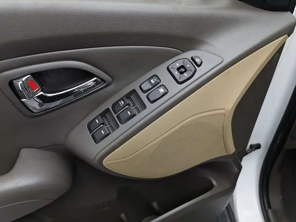 Hyundai ix35 — миниатюра 9