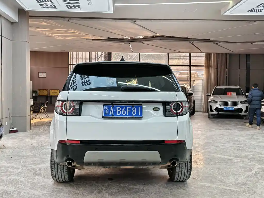 Land Rover Discovery Sport — миниатюра 4