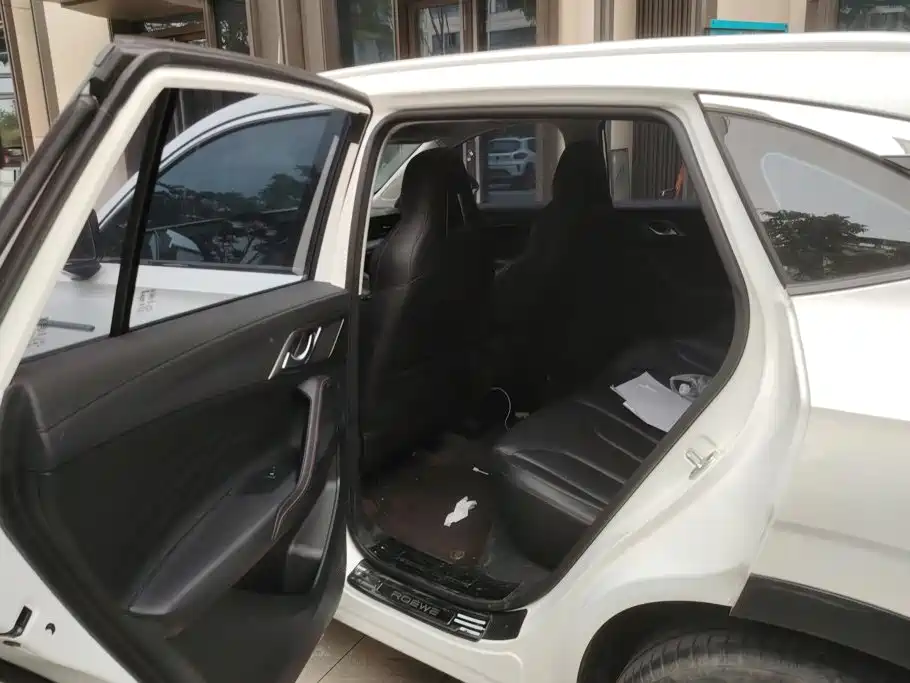 Roewe RX5 New Energy — миниатюра 11